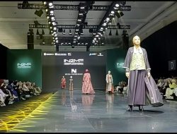 NINA NUGROHO Hadirkan Koleksi Busana Muslim “PEUHABA” di IN2MF 2024