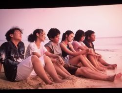 Film 1 Kakak 7 Ponakan Kisah Keluarga Yang Menginspirasi Generasi Sandwich